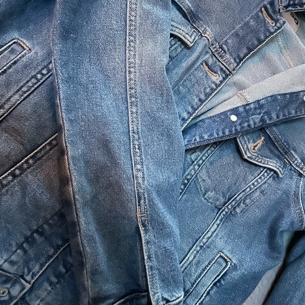 Jean jacket - Picture 3 of 3